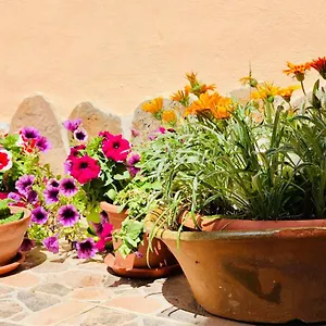 2* Affittacamere All'antico Borgo